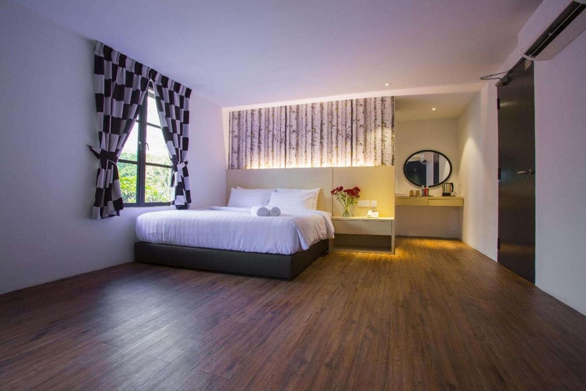 Stella Hotel - Johor Bahru Buitenkant foto
