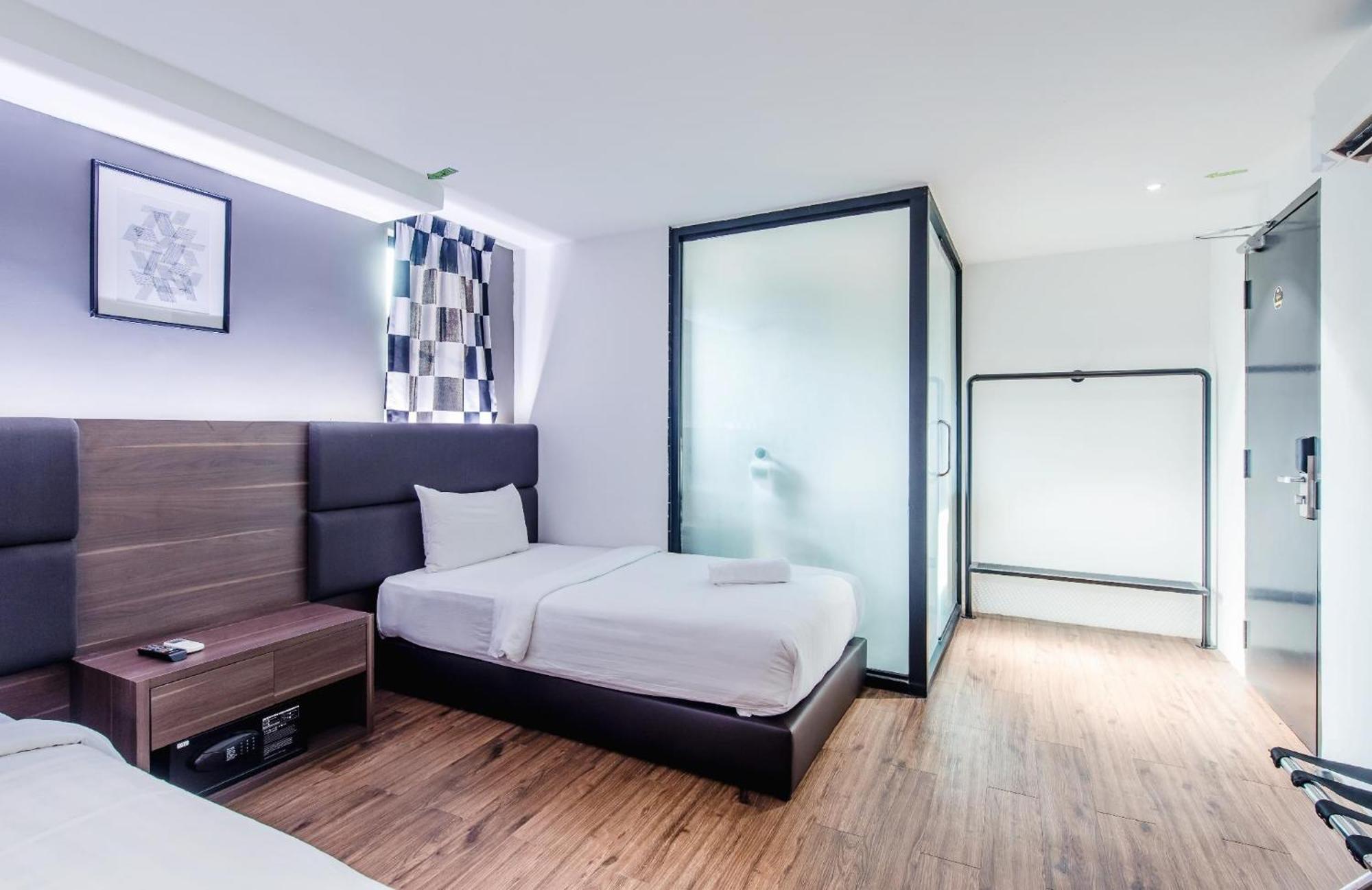 Stella Hotel - Johor Bahru Buitenkant foto