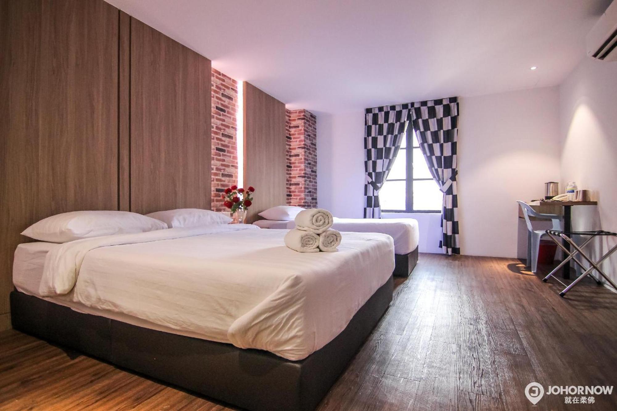 Stella Hotel - Johor Bahru Buitenkant foto