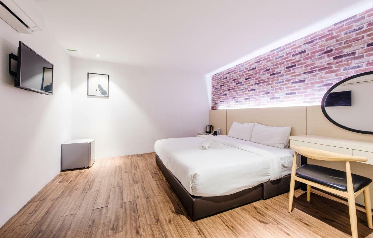Stella Hotel - Johor Bahru Buitenkant foto