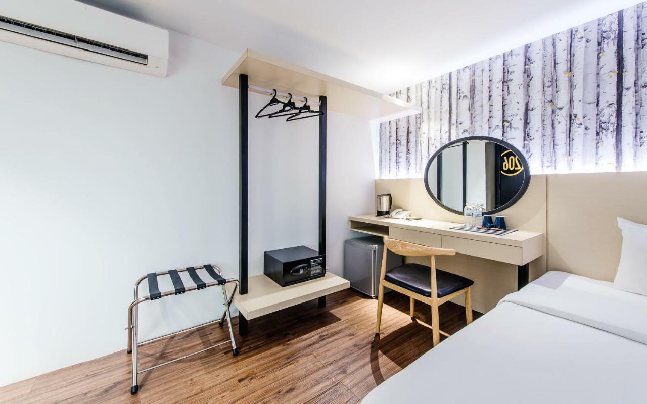 Stella Hotel - Johor Bahru Buitenkant foto