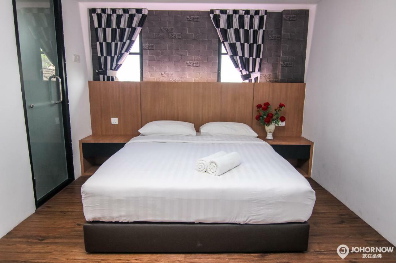Stella Hotel - Johor Bahru Buitenkant foto