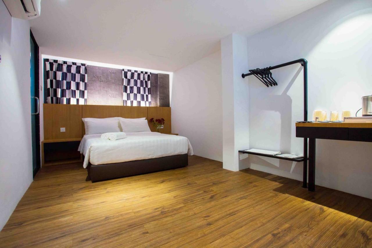 Stella Hotel - Johor Bahru Buitenkant foto